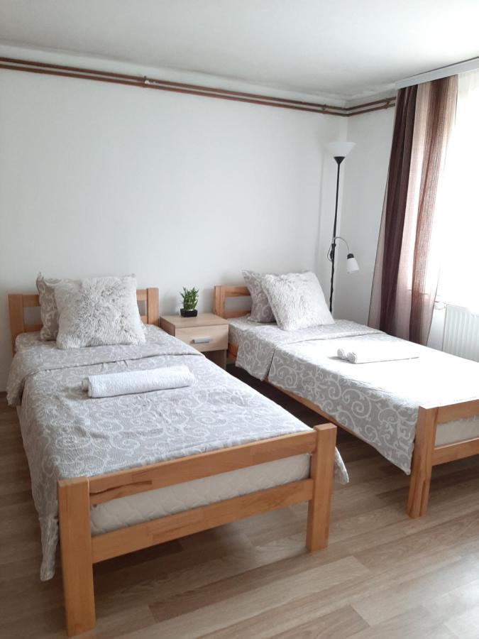 Apartman Zivkovic เลสโควัซ ภายนอก รูปภาพ