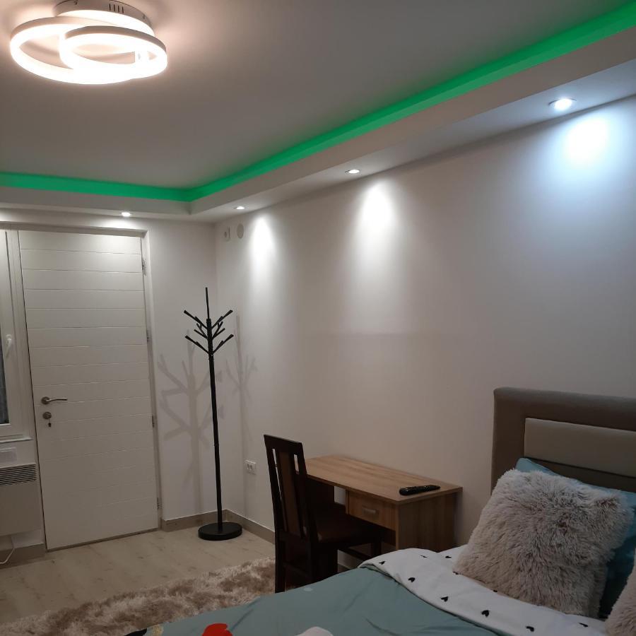 Apartman Zivkovic เลสโควัซ ภายนอก รูปภาพ