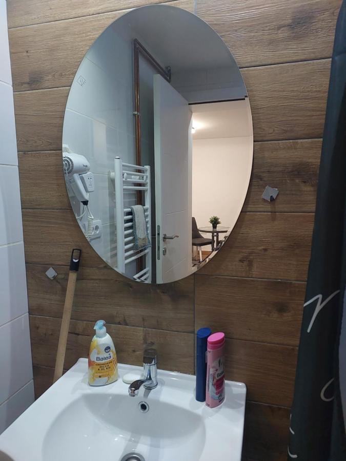 Apartman Zivkovic เลสโควัซ ภายนอก รูปภาพ